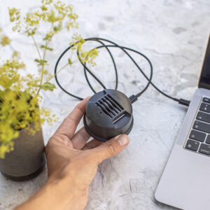 En Mr Mosquito inkopplad via USB till datorn